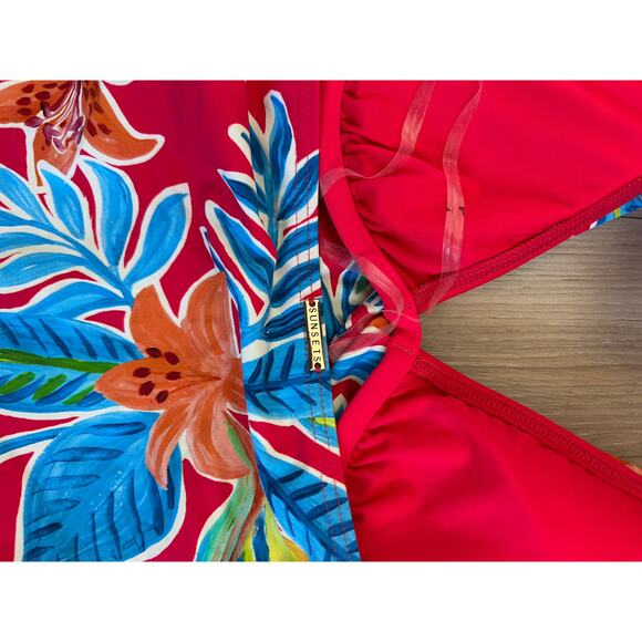 Sunsets Heidi Underwire Halter Tankini Top - Size Small - NWT - Picture 7 of 9